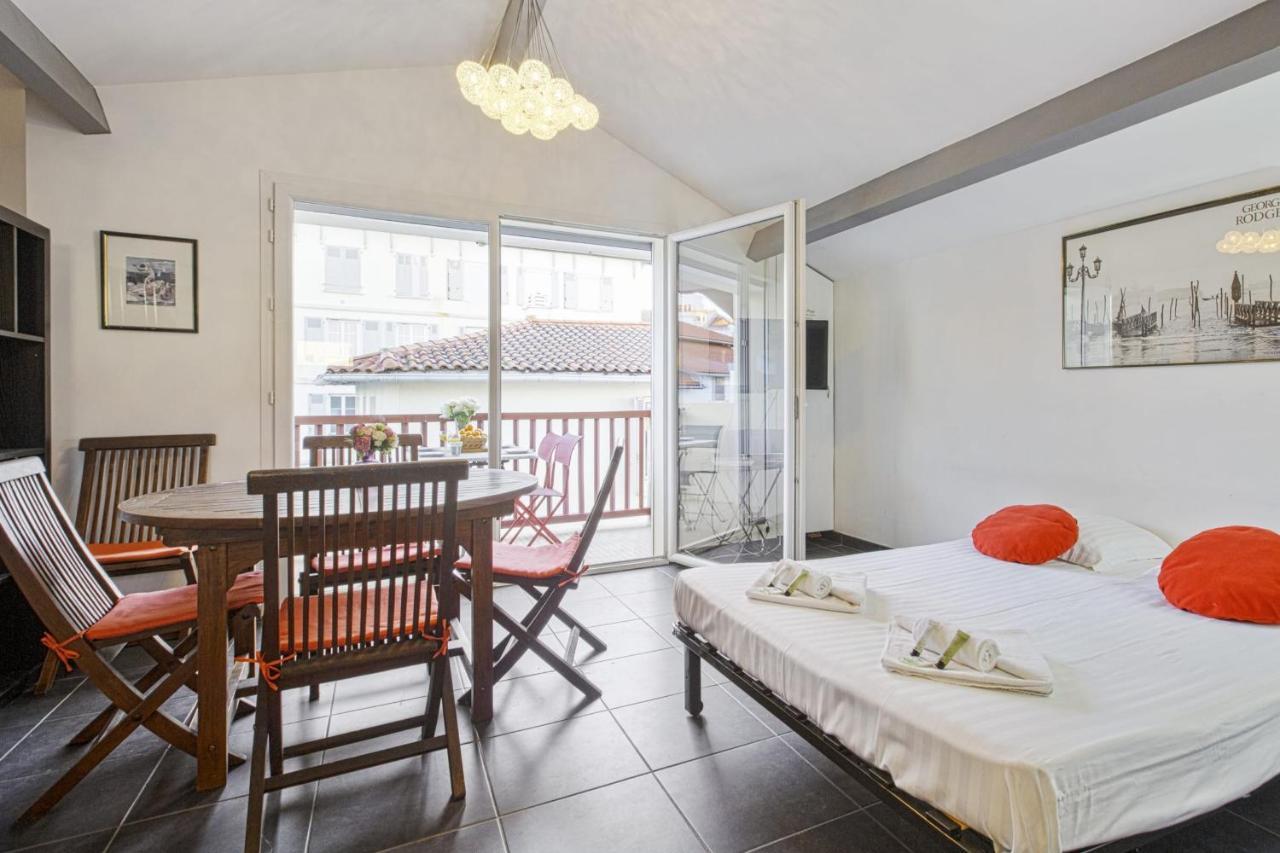 Studio Du Temple - Welkeys Biarritz Ngoại thất bức ảnh